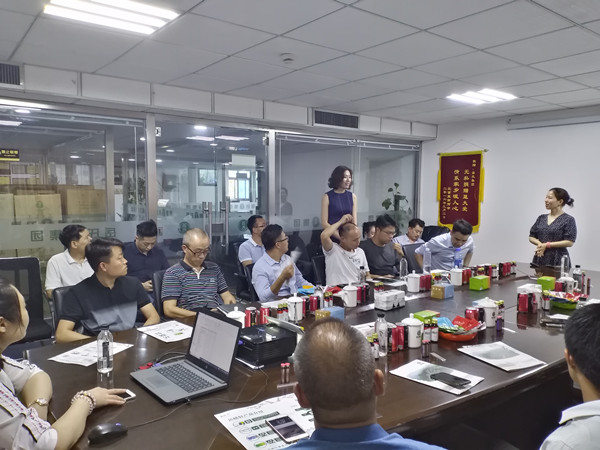 新商戰二期沙龍在岳氏集團舉辦